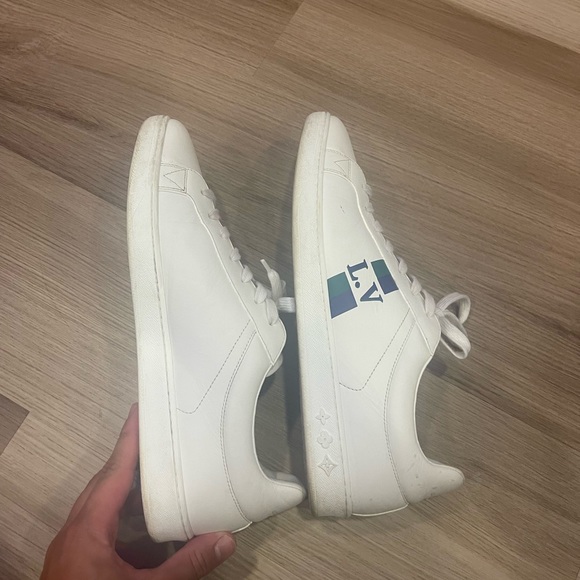 Louis sneakers, mid condition. Still in very good shape. Negotiate w me. - Picture 4 of 4